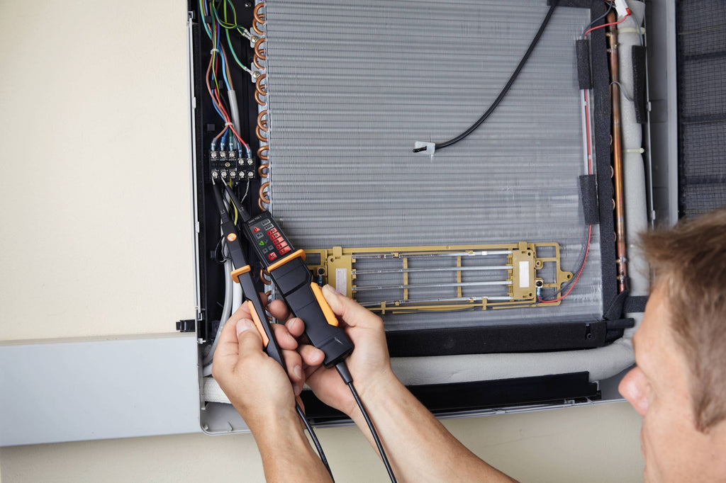 testo 750-3: tester di tensione a LED con display